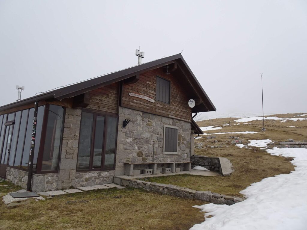 Rifugio Dom Na Matajure